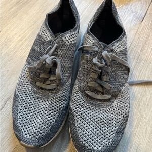 Gray Knit Men's Shoes